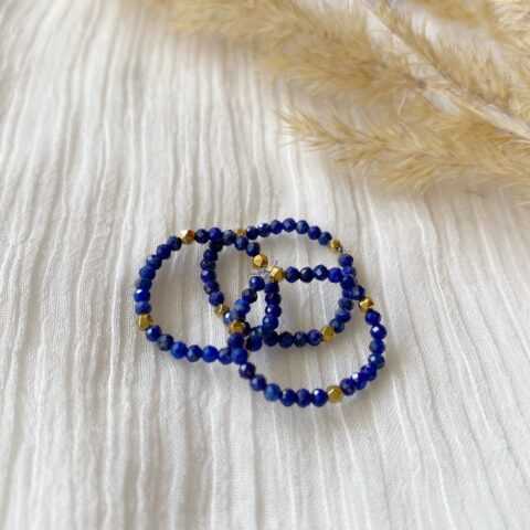 Pierścionek z lapis lazuli - Kamień luksusu i elegancji dla każdej kobiety
